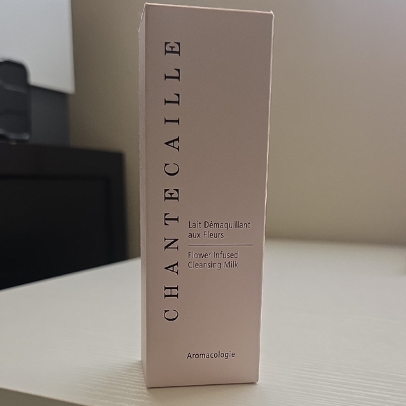 Chantecaille Flower Infused Cleansing Milk in Soft Pink - Picture 1 of 4